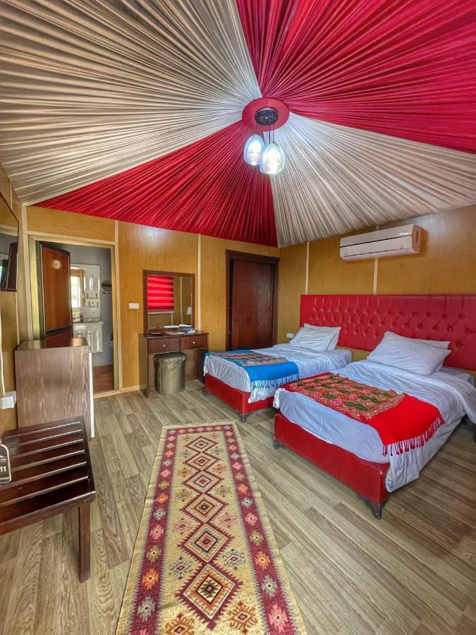 Rum Oasis Luxury Camp Wadi Rum Exterior photo